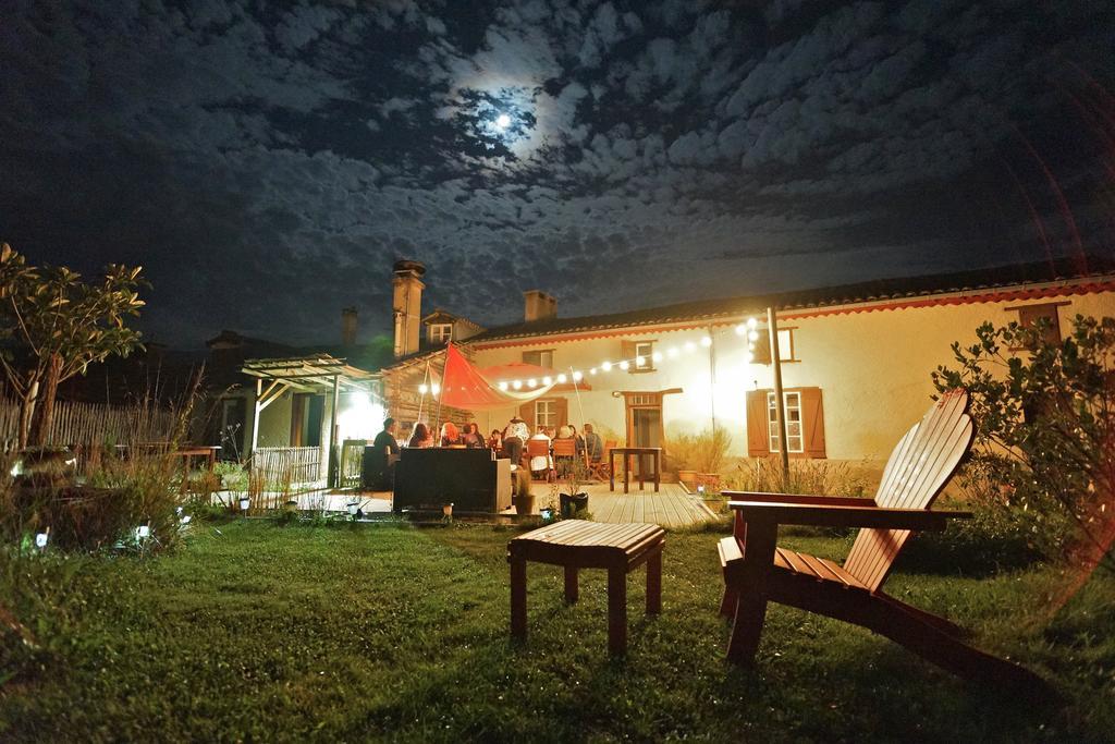 Logis Hotel Restaurant La Barguillere Saint-Pierre-de-Rivière Kültér fotó