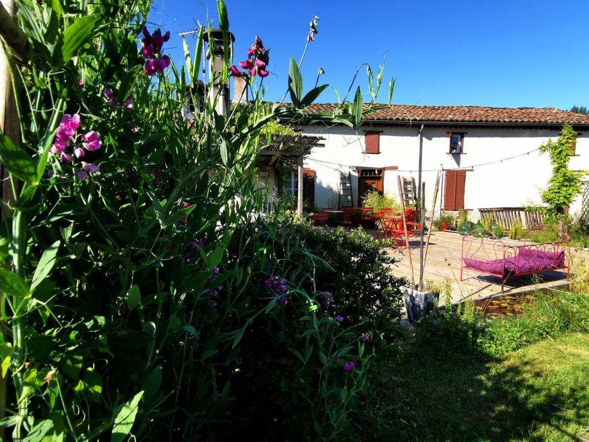 Logis Hotel Restaurant La Barguillere Saint-Pierre-de-Rivière Kültér fotó
