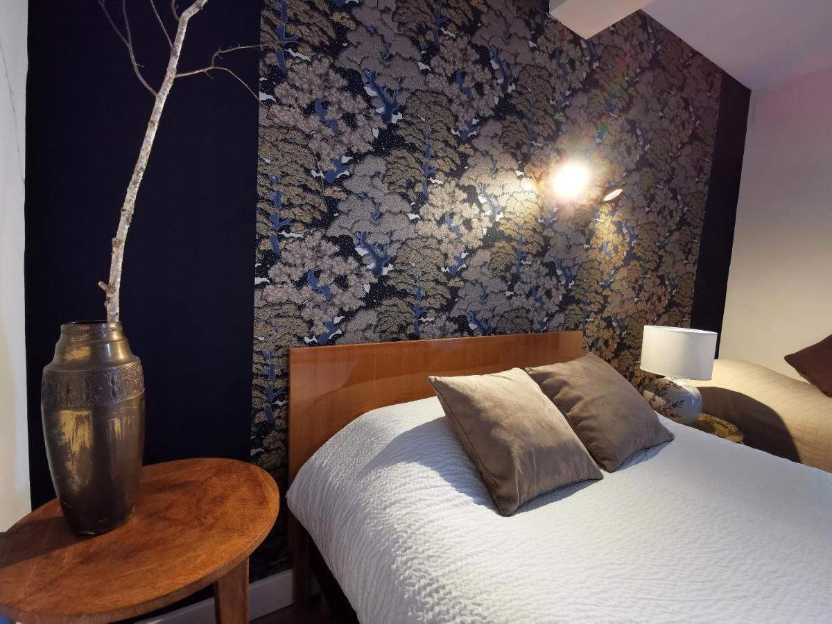 Logis Hotel Restaurant La Barguillere Saint-Pierre-de-Rivière Kültér fotó