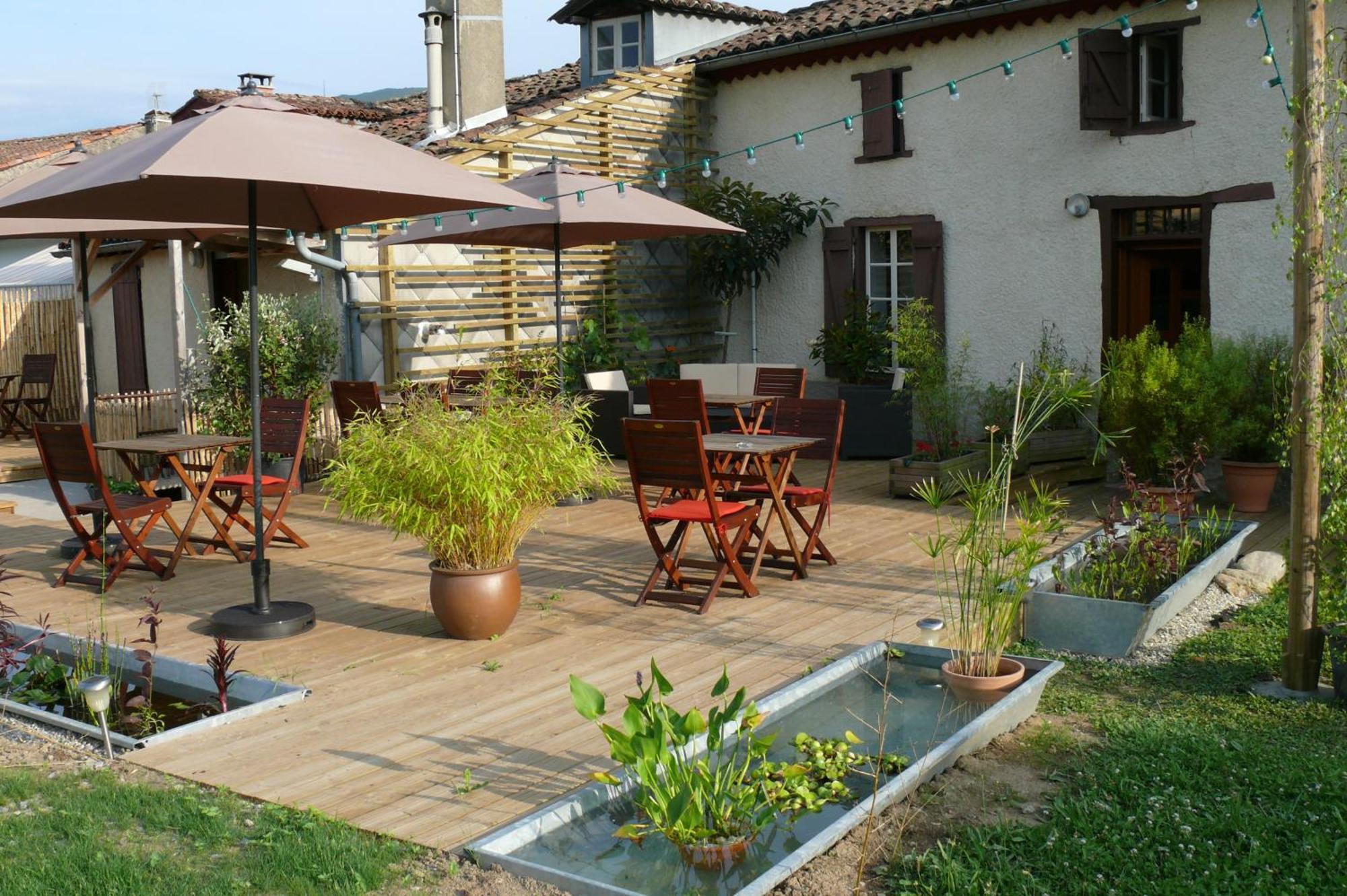 Logis Hotel Restaurant La Barguillere Saint-Pierre-de-Rivière Kültér fotó