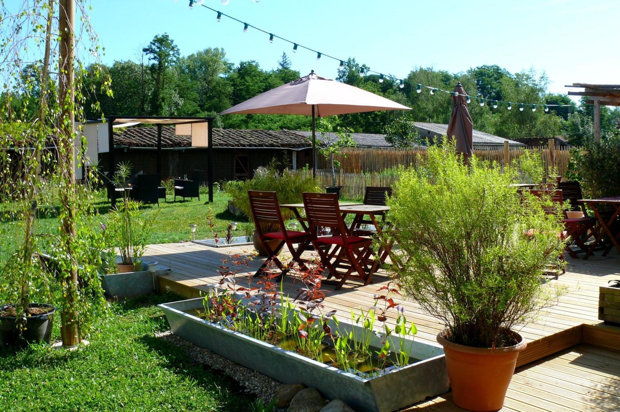 Logis Hotel Restaurant La Barguillere Saint-Pierre-de-Rivière Kültér fotó